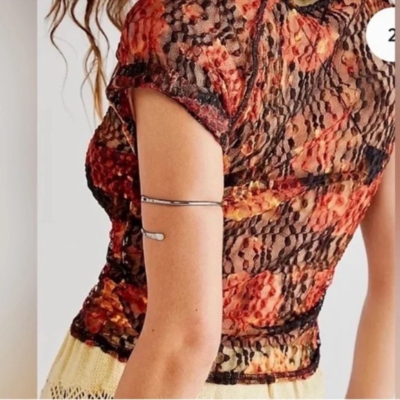 Free People! Salona Lace Cropped Top NWOT! - Picture 2 of 5